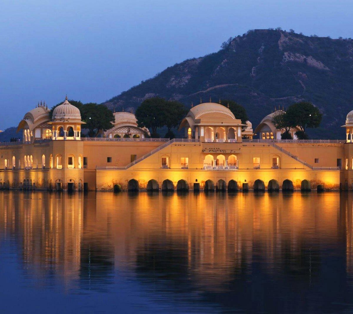 jal-mahal-jaipur-tour