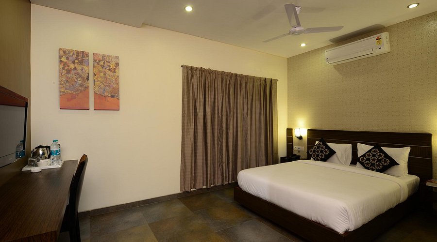Luxurious Rooms Shirdi Hotel JC Castle Image