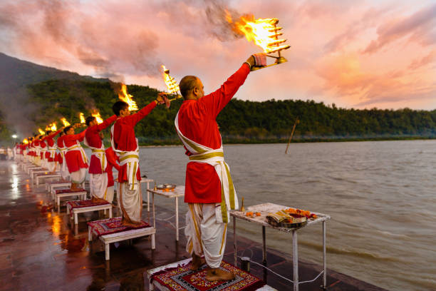 Kasi tour package from Bangalore with Ganga Aarti, Kashi Vishwanath temple darshan, and Varanasi sightseeing.