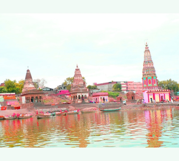 Pandharpur Temple on River Chandrabhaga