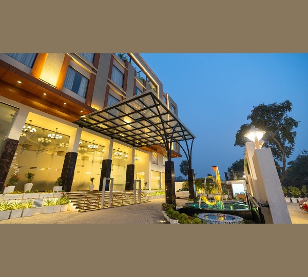 4-Star Hotel