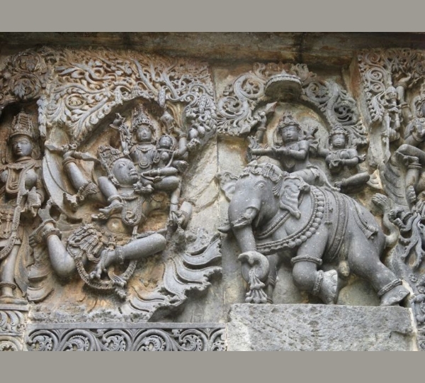 Majestic sculptures & pillars