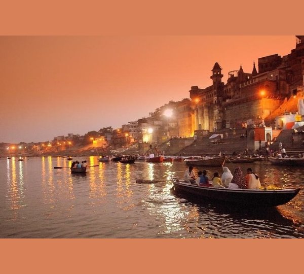 Kasi Tour Package from Trivandrum – Kashi Vishwanath Temple, Ganga Aarti and Holy Ganges