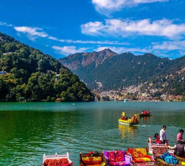 Beautiful Naini Lake Boating Experience