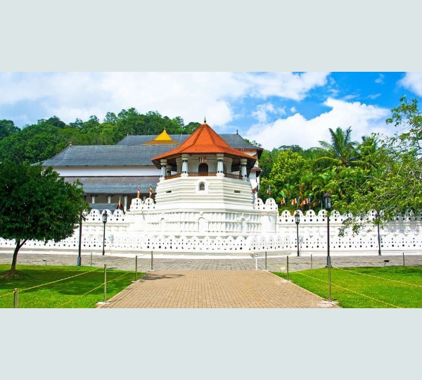 Temple of the Sacred Tooth Relic