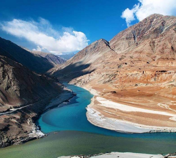 🌊 Sangam Point – Confluence of Indus & Zanskar Rivers